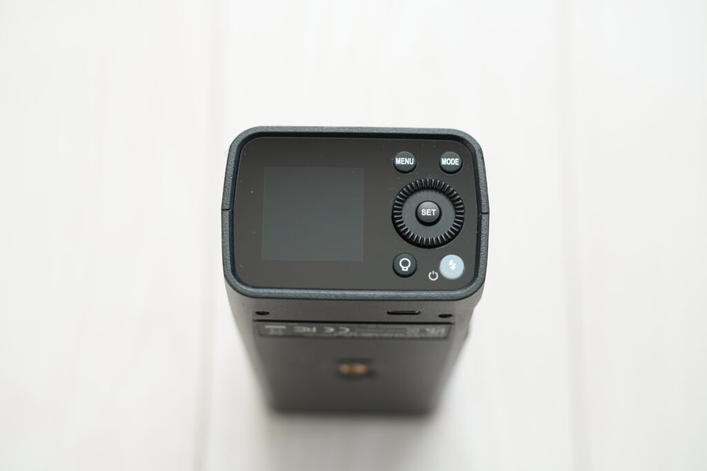 godox AD200proⅡの液晶面