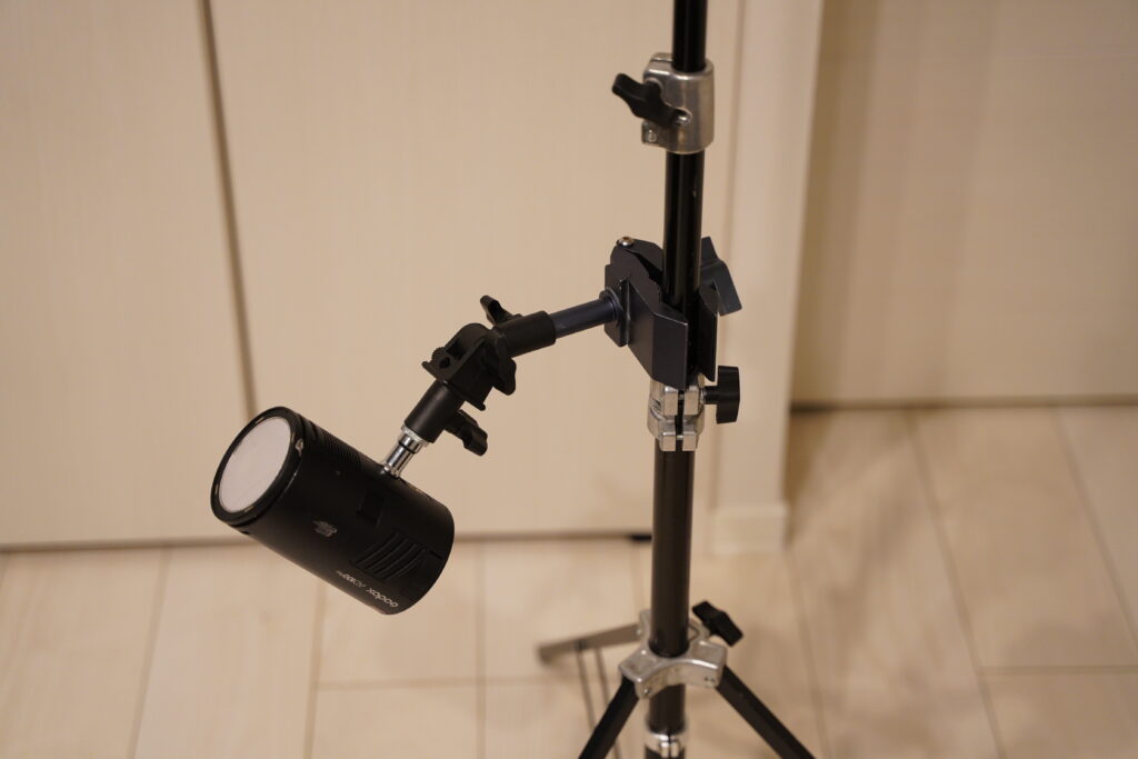 AD100はクラムシェルライティングにも最適